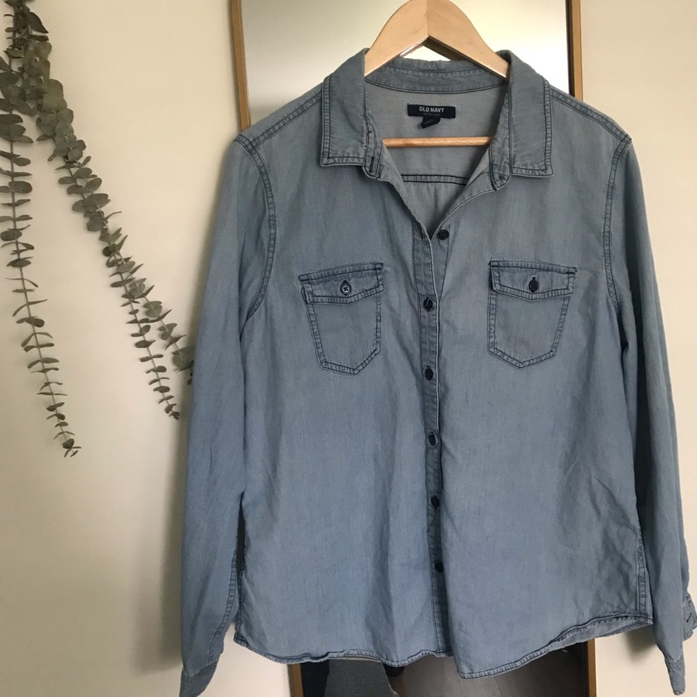 Old Navy Chambray Button-down Shirt